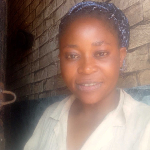Ekhuele E.