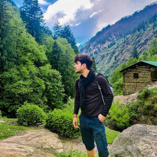 param y. profile photo