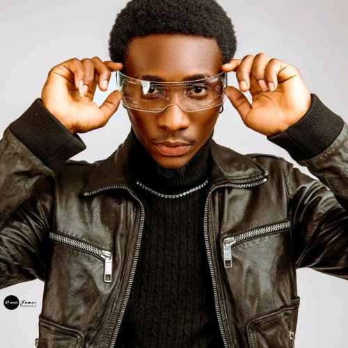 Ell B. profile photo