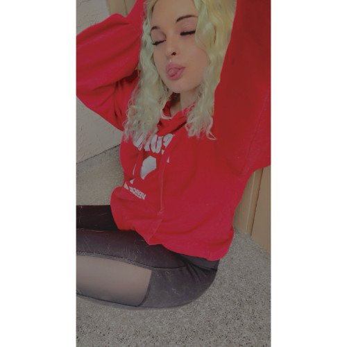 Chloe V. profile photo