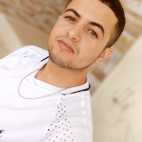 Soufiane  E.