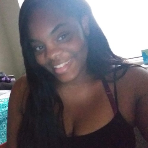 K'Lynne R.