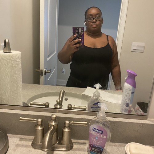 Shennelle J.