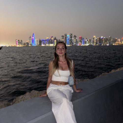 Desi R. profile photo