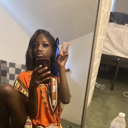 Ally L. profile photo