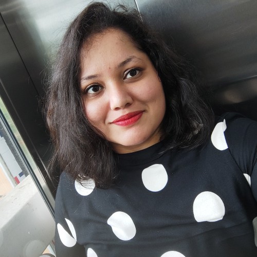 Naaisha R.