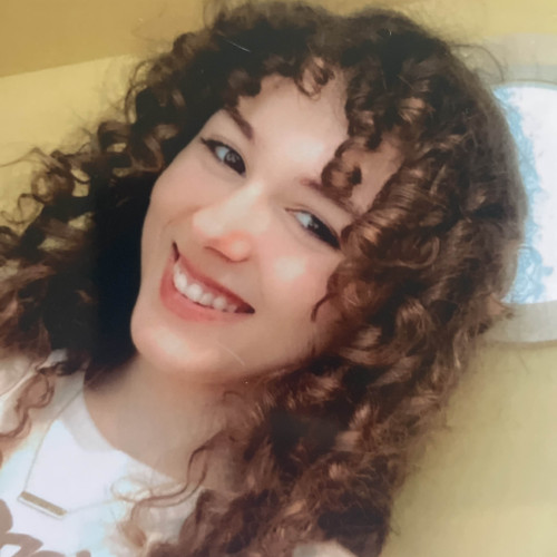 Bella R. profile photo