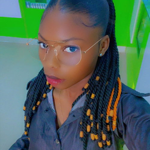 Queen B. profile photo