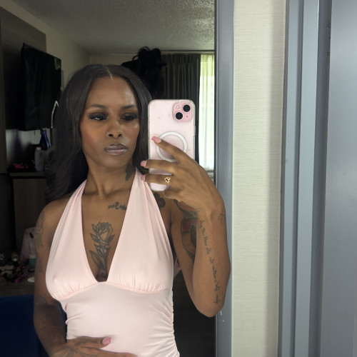 kyra r. profile photo