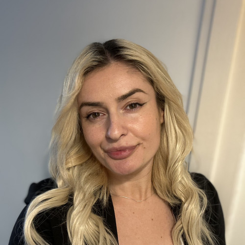 Ana Maria B. profile photo