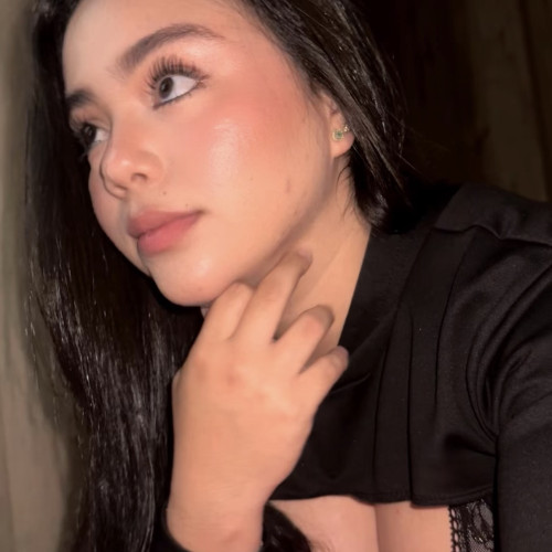 luna V. profile photo