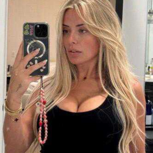 Sandra O.