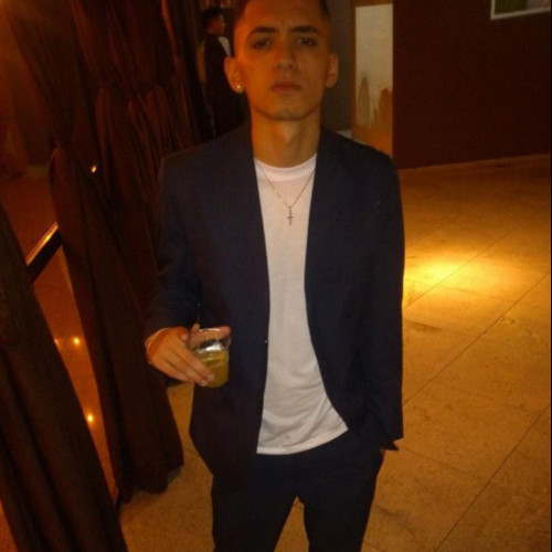 lucas b.