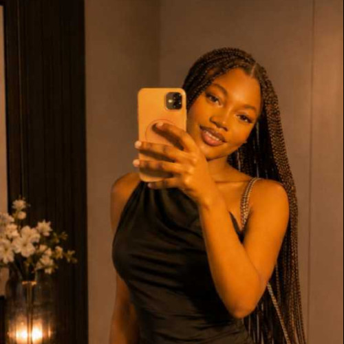 Naomi M. profile photo