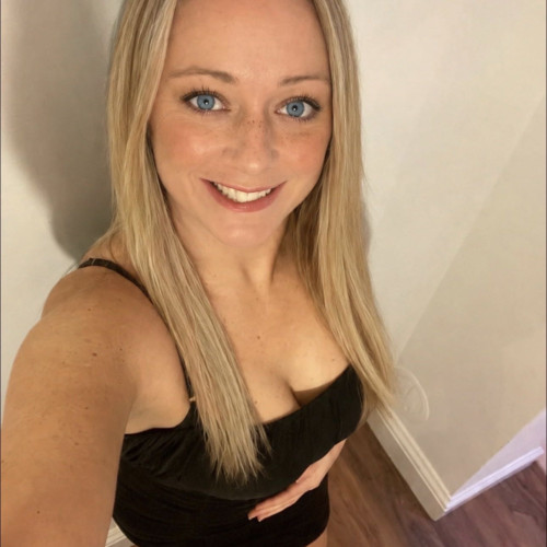 Roxy F. profile photo
