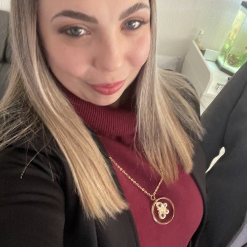 Loanne E. profile photo