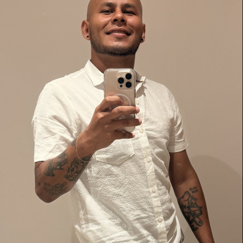 oscar A. profile photo