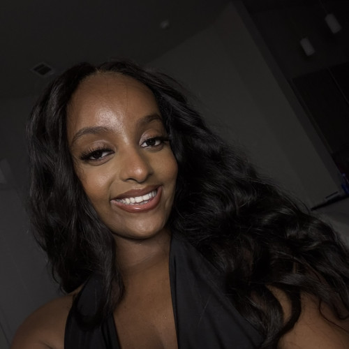 Aida M. profile photo