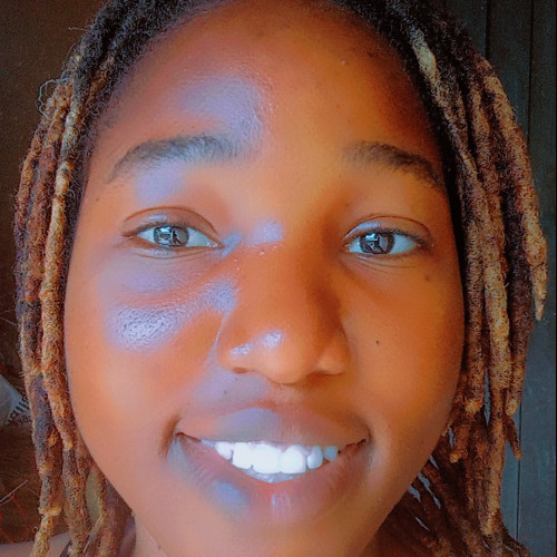 Esther O. profile photo