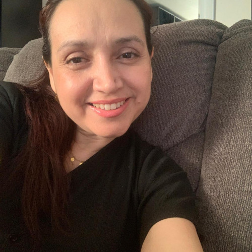 Adelina T. profile photo