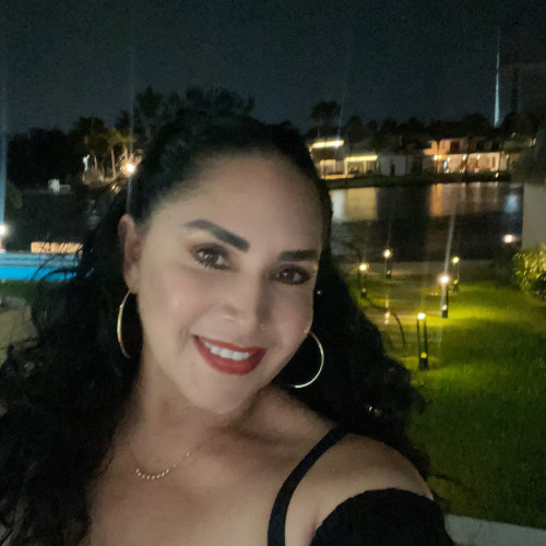 Geli M.
