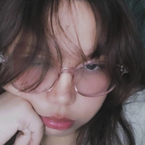 Lia T. profile photo