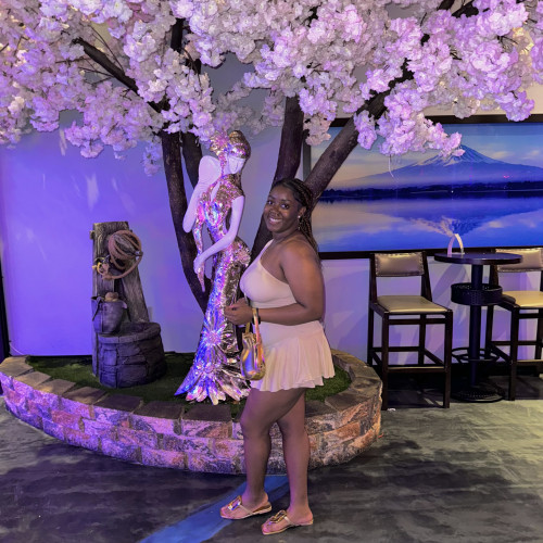 Tenesia B. profile photo