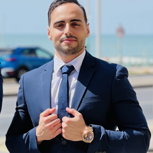 Yassine A.