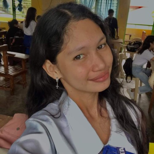 Marie Lou V. profile photo