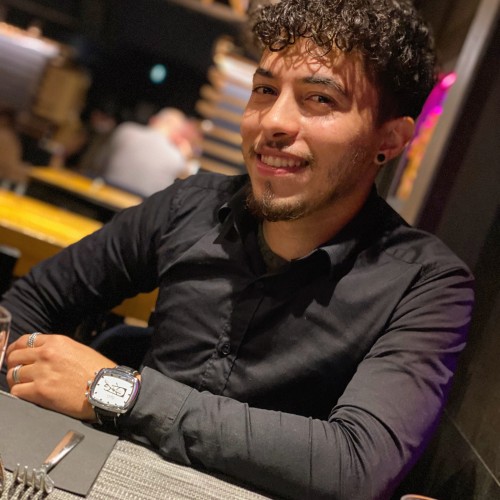 medi b. profile photo