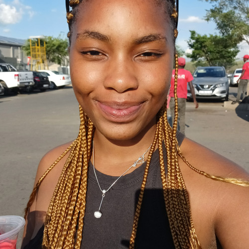 Ndumi M.