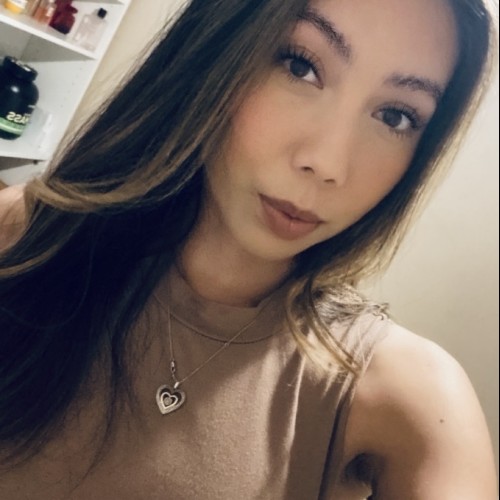 Nahomy M.