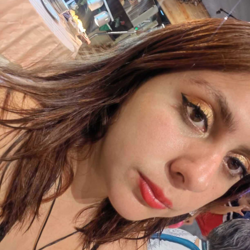 TEFFY B. profile photo