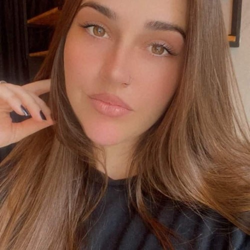 Ana C.