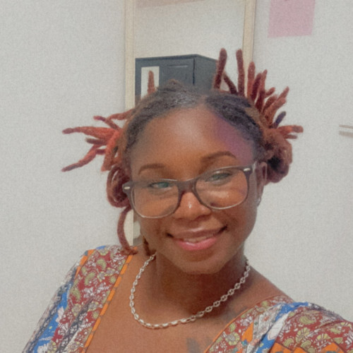 rhea l. profile photo