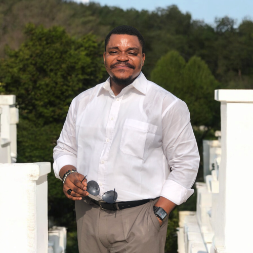 Uforo Johnson  E. profile photo