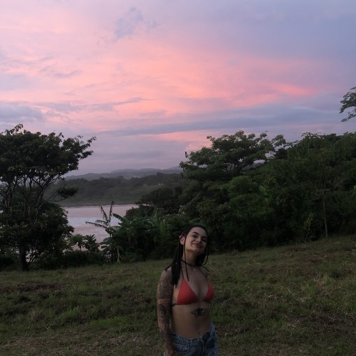Eva R.