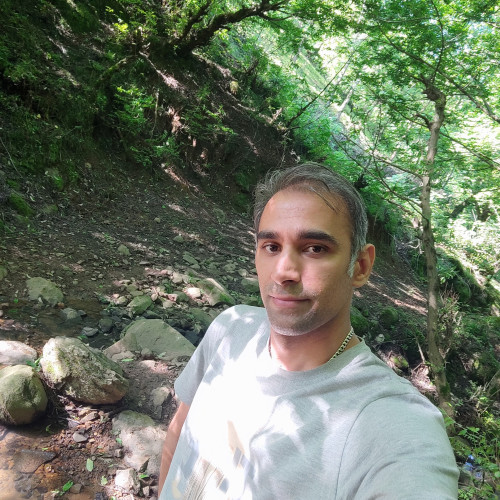 vahid h. profile photo