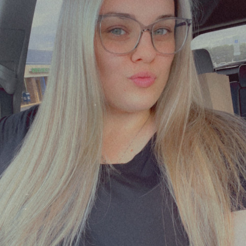 Laura  M. profile photo