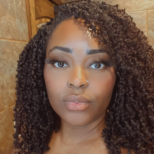 Chervonne  R. profile photo
