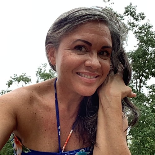 Sandra  O.
