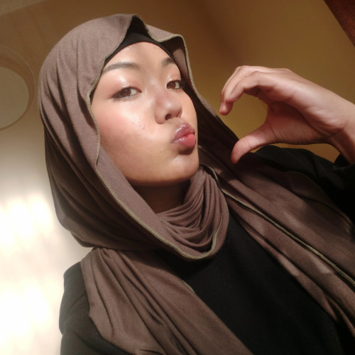Hanaah J.