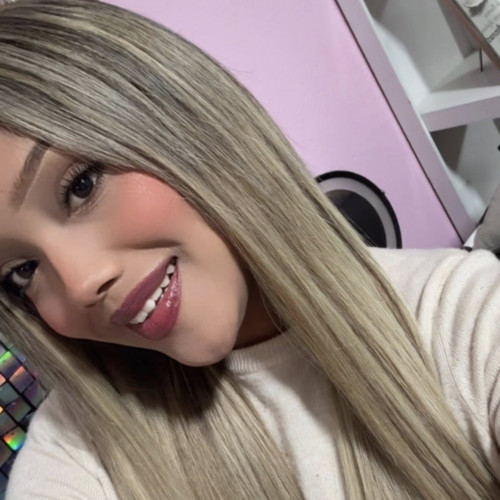Mia R. profile photo