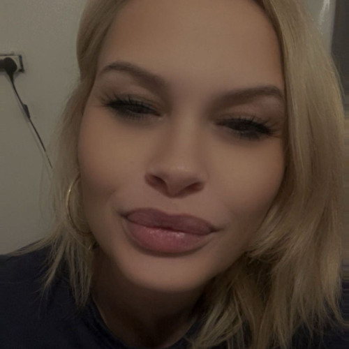 Lola W. profile photo