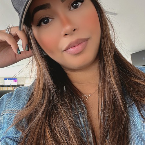 Adrii B.