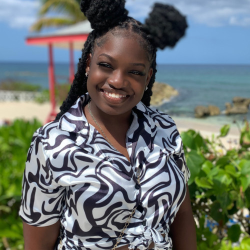 Shaniek  S. profile photo