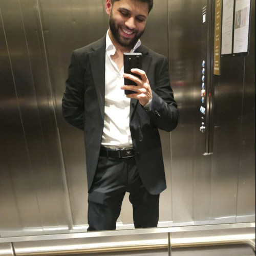 Aliakbar  N.