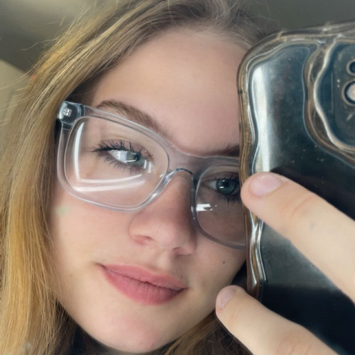 beth m. profile photo