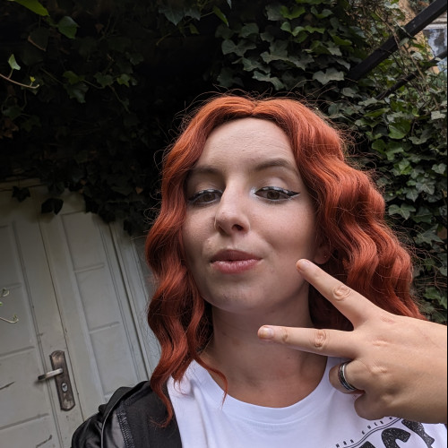 Julia F. profile photo