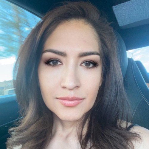 Naticia  T. profile photo